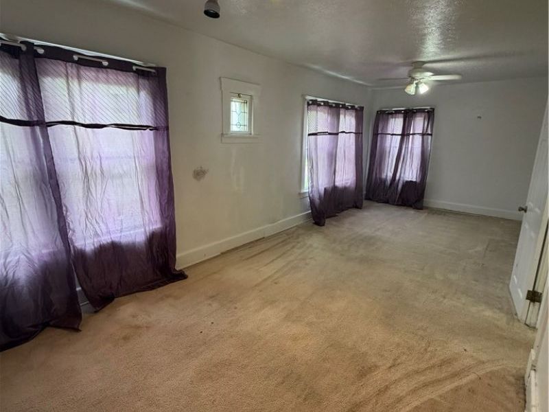 1070 Parkside Road, Cleveland, OH 44108 Photo 11