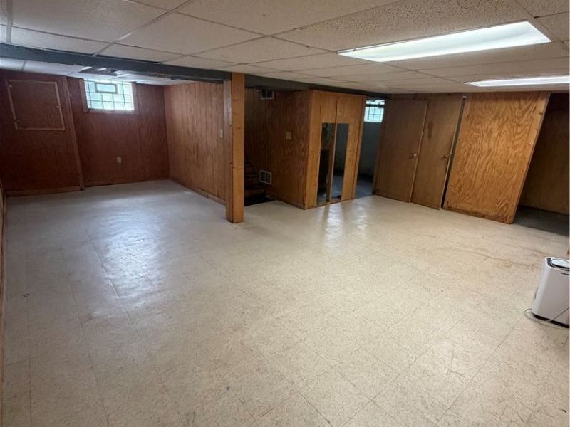 1070 Parkside Road, Cleveland, OH 44108 Photo 14