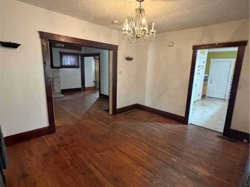 1070 Parkside Road, Cleveland, OH 44108 Photo 19