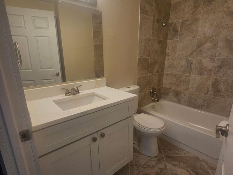 1726 Sunapple Way, Columbus, OH 43232 Photo 10