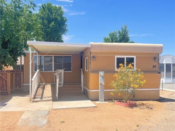 17971 Jonathan Street, Unit 20, Adelanto, CA 92301