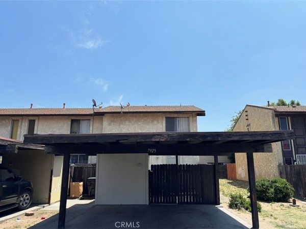 7925 Midhurst, Highland, CA 92346