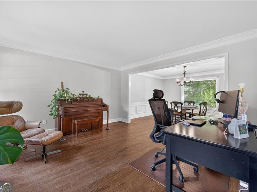 Property Image 8