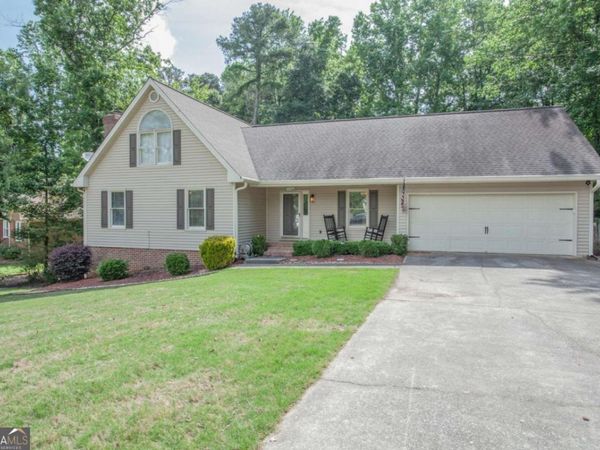 17 Mountain Oaks Drive, Carrollton, GA 30116
