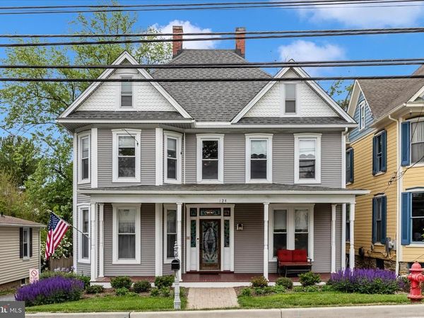 124 E MAIN STREET , MIDDLETOWN, MD 21769