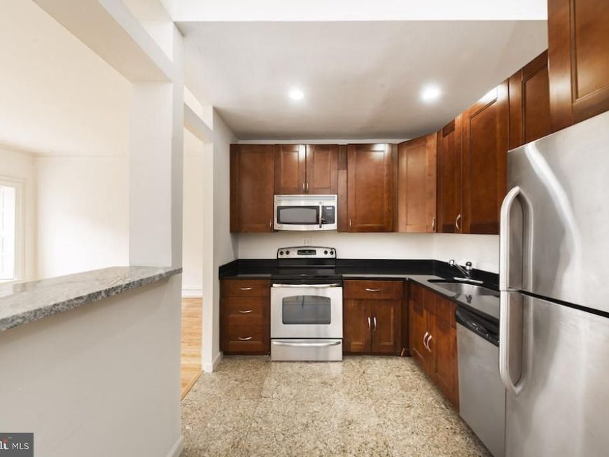 2011 Spruce Street , Unit 1R, Philadelphia, PA 19103 Main Photo