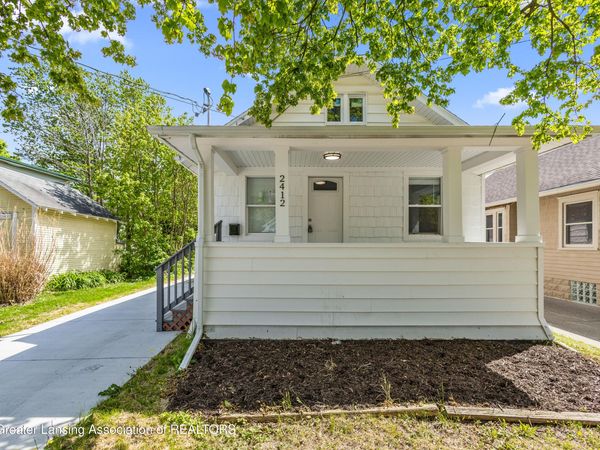 2412 Fernwood Avenue, Lansing, MI 48912