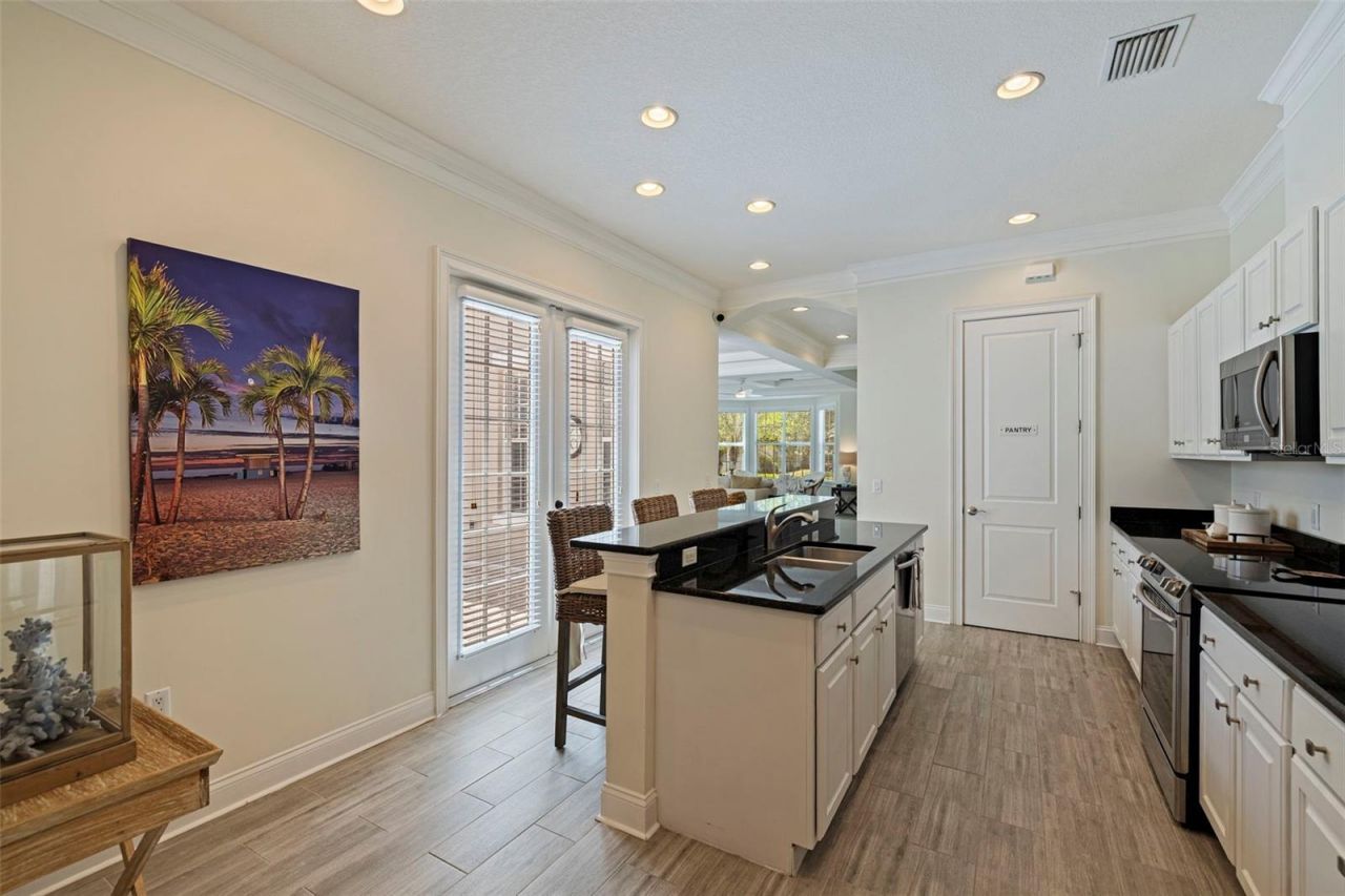 125 Commonwealth Court N, Saint Petersburg, FL 33716 Photo