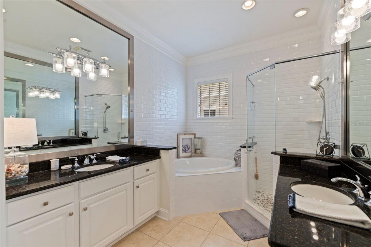 125 Commonwealth Court N, Saint Petersburg, FL 33716 Photo