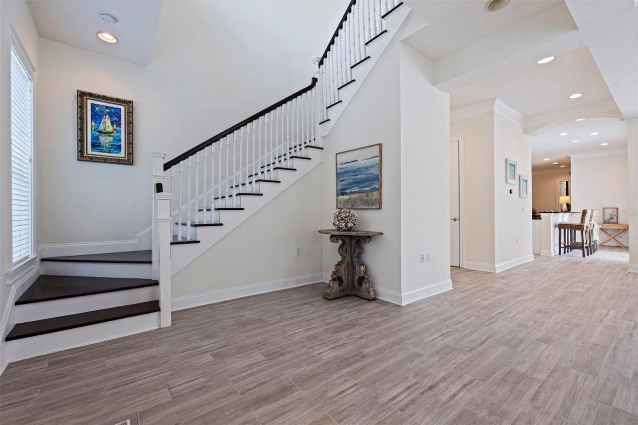 125 Commonwealth Court N, Saint Petersburg, FL 33716 Photo
