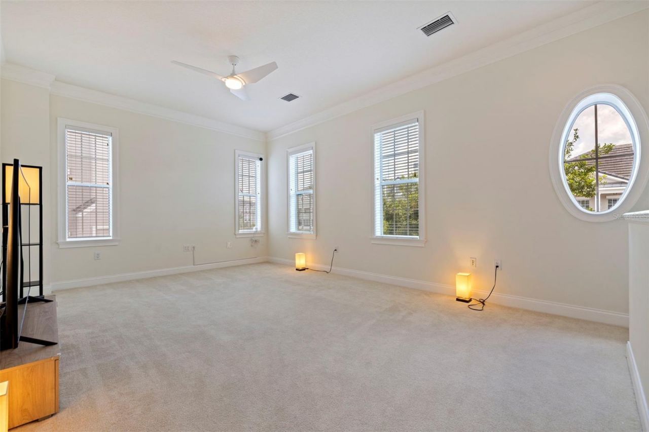 125 Commonwealth Court N, Saint Petersburg, FL 33716 Photo