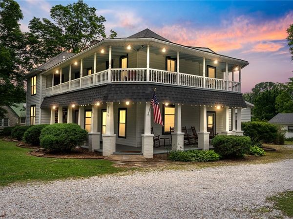 219 S Peabody Avenue, Mountain View, AR 72560