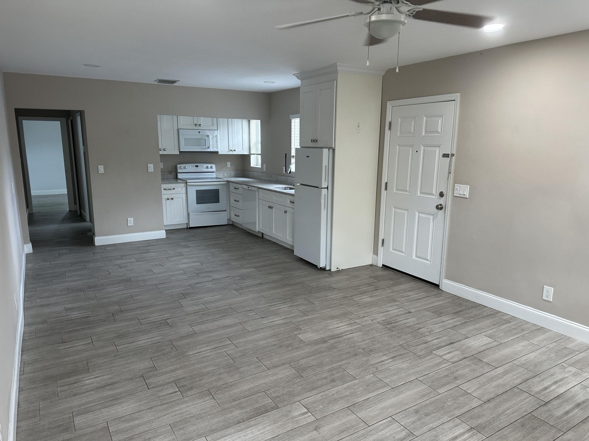 2400 Park Avenue, Unit 1, Singer Island, FL 33404 Photo