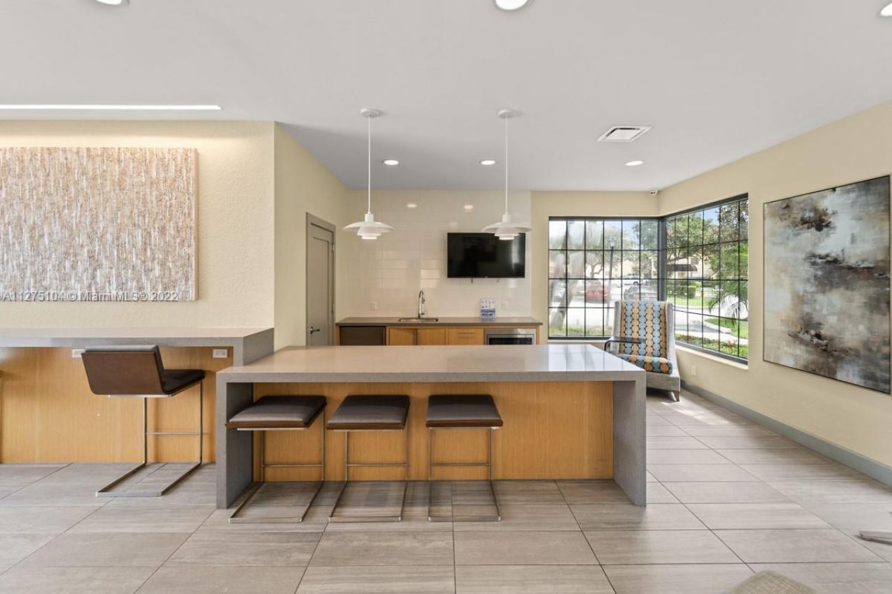 3857 Coral Tree Circle, Unit 204, Coconut Creek, FL 33073 Photo