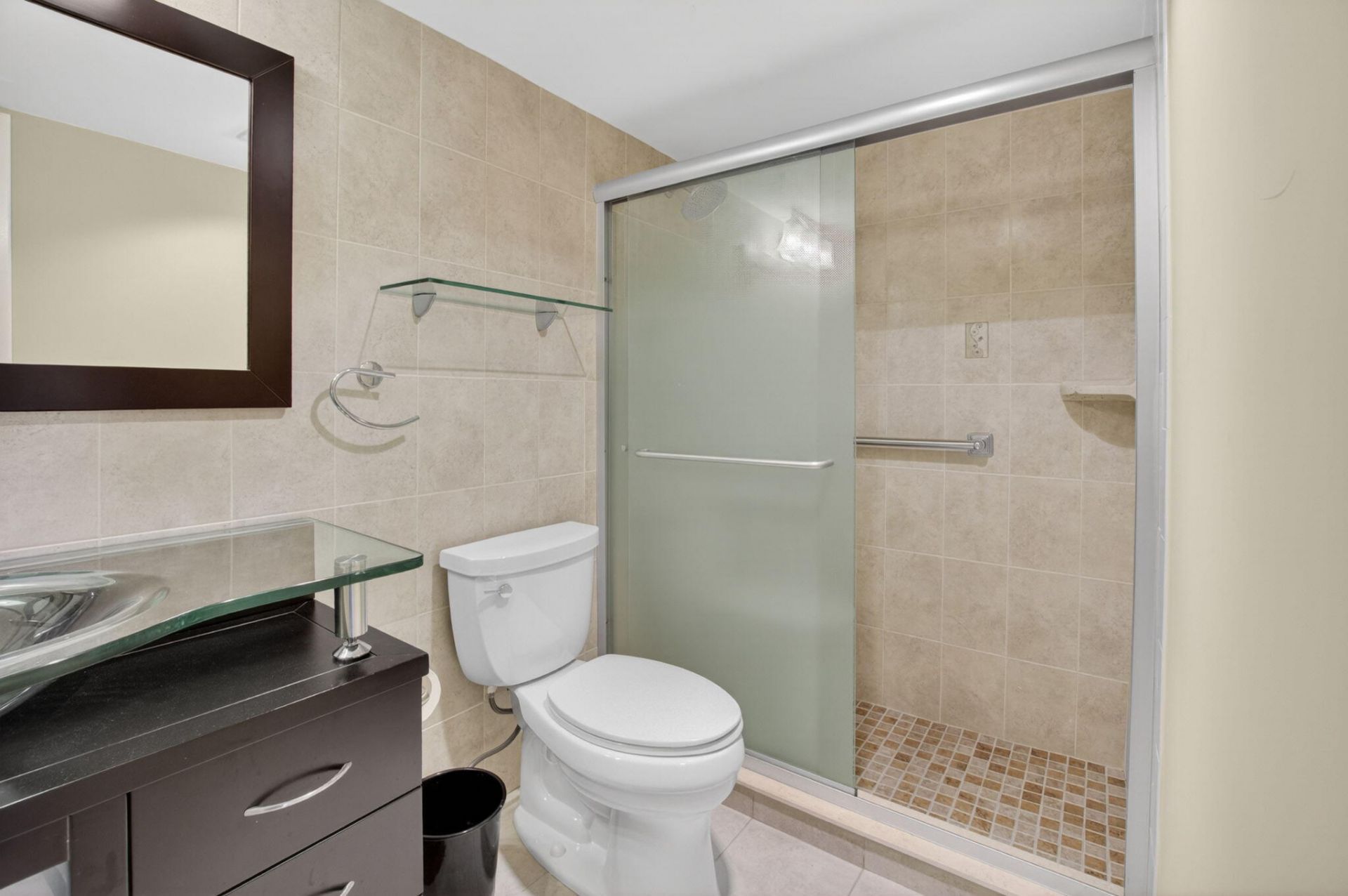 1027 Yarmouth Drive, Unit B, Boca Raton, FL 33434 Photo