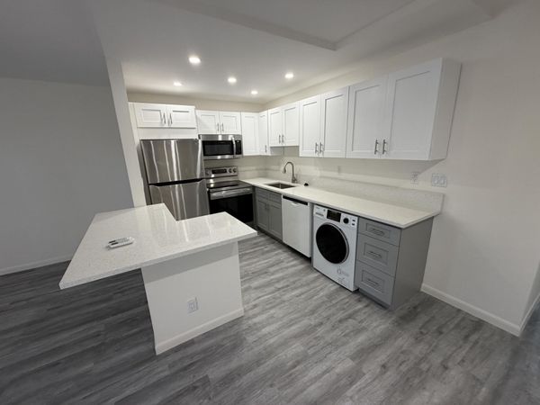 370 E Horizons, Unit 203, Boynton Beach, FL 33435