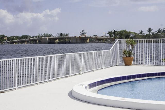 301 Croton Avenue, Unit 405, Lantana, FL 33462 Photo