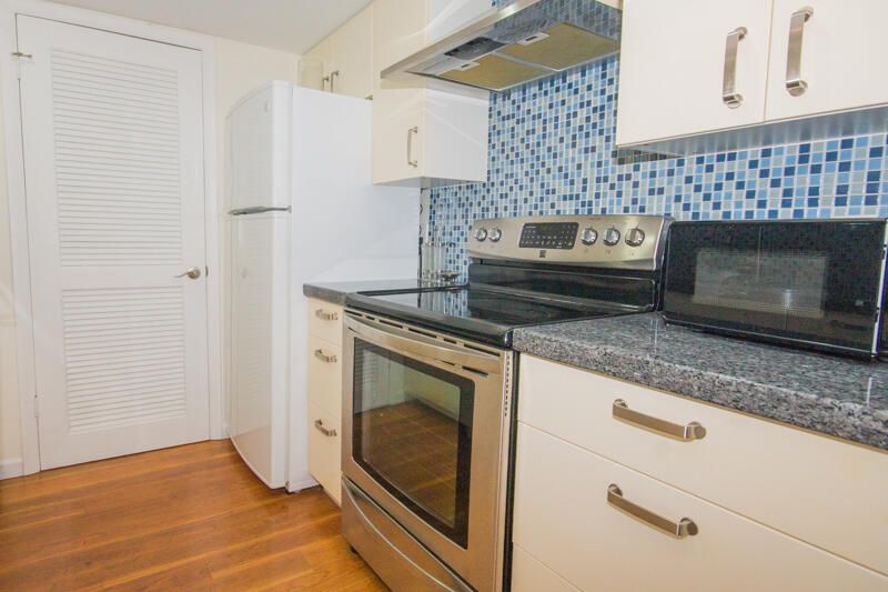 301 Croton Avenue, Unit 405, Lantana, FL 33462 Photo