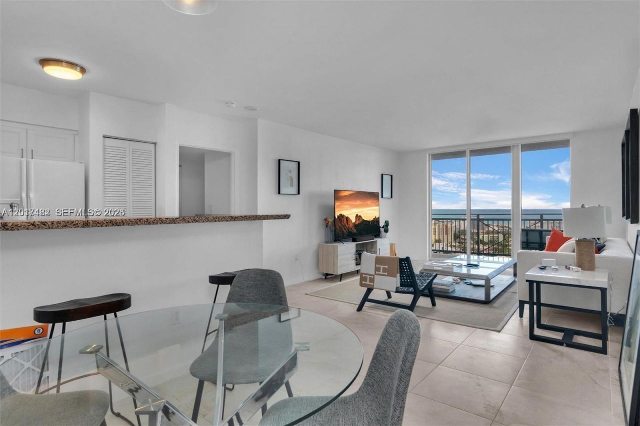 90 Alton Rd , Unit 2303, Miami Beach, FL 33139 Photo