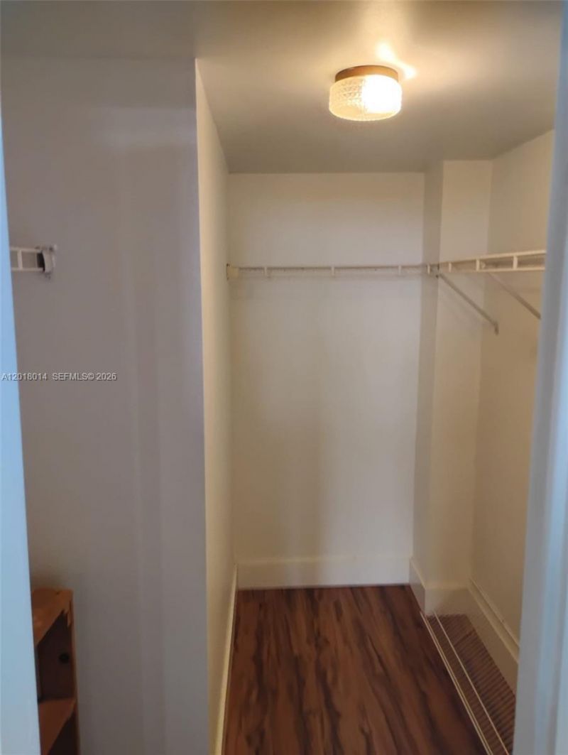 250 Jacaranda Dr , Unit 608, Plantation, FL 33324 Photo