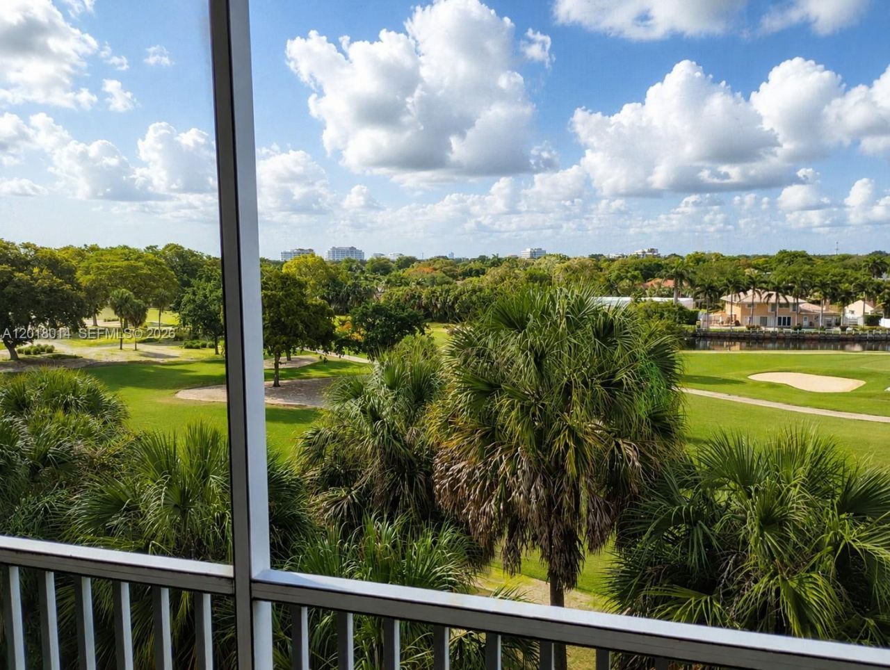 250 Jacaranda Dr, Unit 608, Plantation, FL 33324 Photo