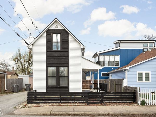 810 Grove Avenue , Indianapolis, IN 46203