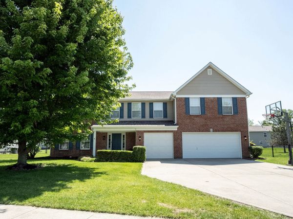 2385 S Moeller Circle , New Palestine, IN 46163