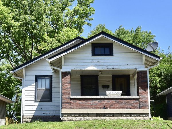 2430 E 16th Street , Indianapolis, IN 46201