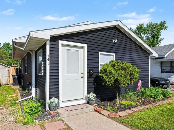 741 S 36th Street, South Bend, IN 46615
