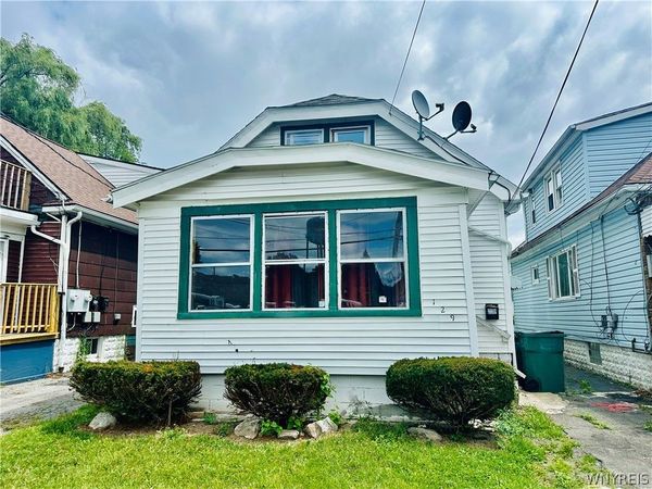 129 Clarence Avenue, Buffalo, NY 14215