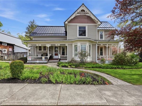 67 Canada Street , Holland, NY 14080