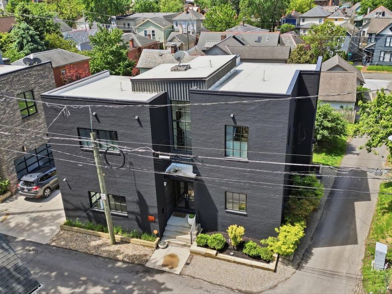 93 Ottar Alley, Columbus, OH 43201 Photo 2