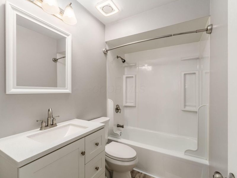 2455 Natchez Drive , Unit D, Columbus, OH 43209 Photo 21