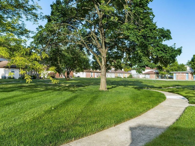 2455 Natchez Drive , Unit D, Columbus, OH 43209 Photo 31