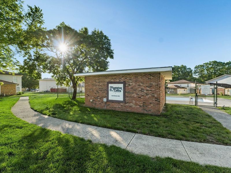 2455 Natchez Drive , Unit D, Columbus, OH 43209 Photo 33