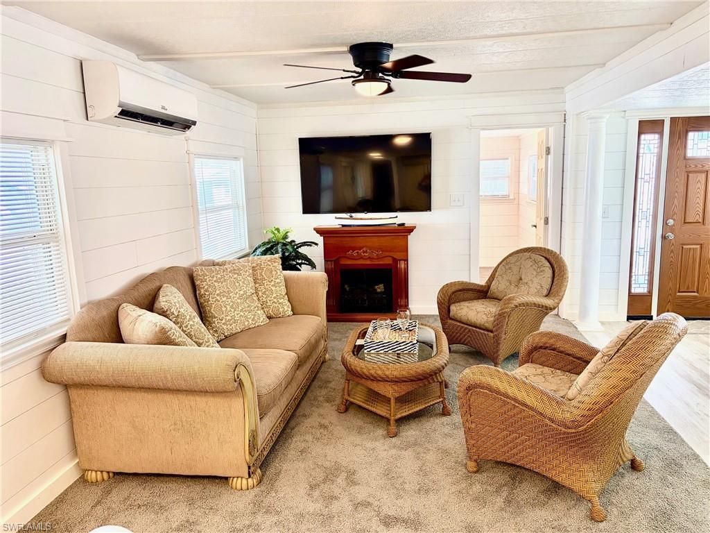 376 Verna Ave, Fort Myers, FL 33908 Photo