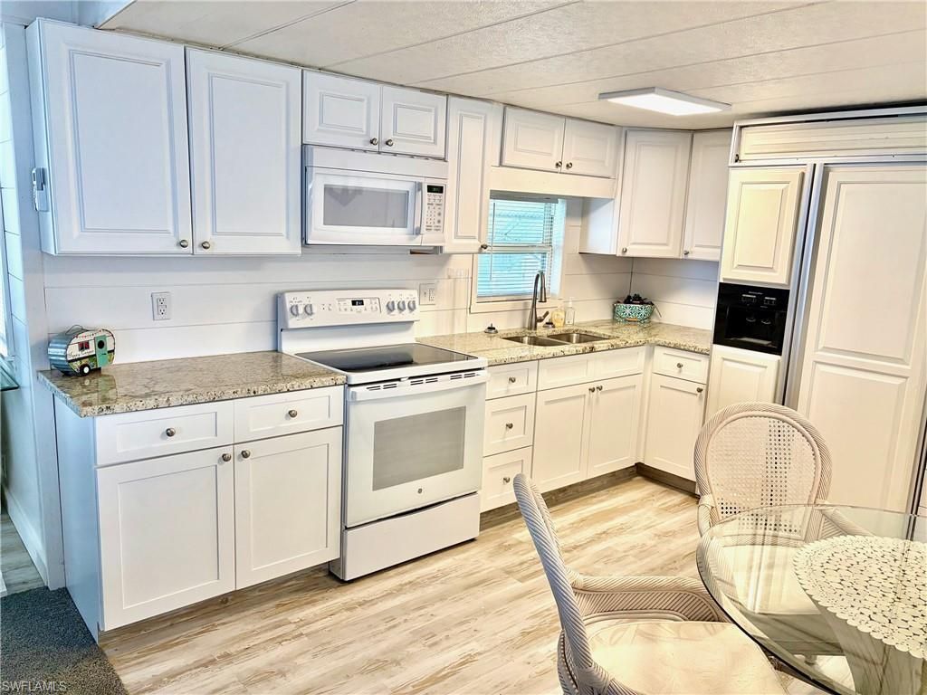 376 Verna Ave, Fort Myers, FL 33908 Photo