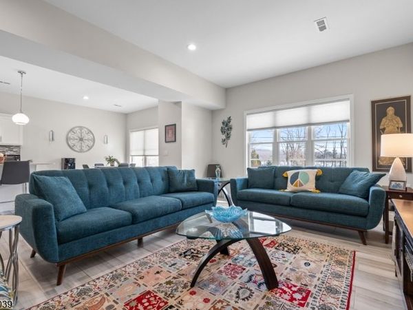 165 Lakeside Rd, West Milford, NJ 07421