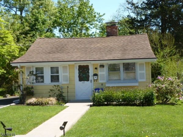 110 Longport Rd, Parsippany-Troy Hills, NJ 07054