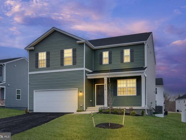 3210 WHITE TAIL DRIVE , LOCUST GROVE, VA 22508