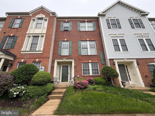 939 HARRISON CIRCLE, ALEXANDRIA, VA 22304