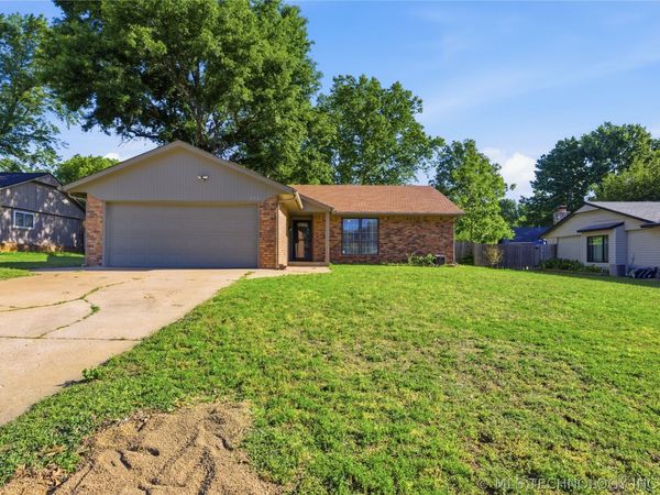 132 W Jefferson Street , Broken Arrow, OK 74011
