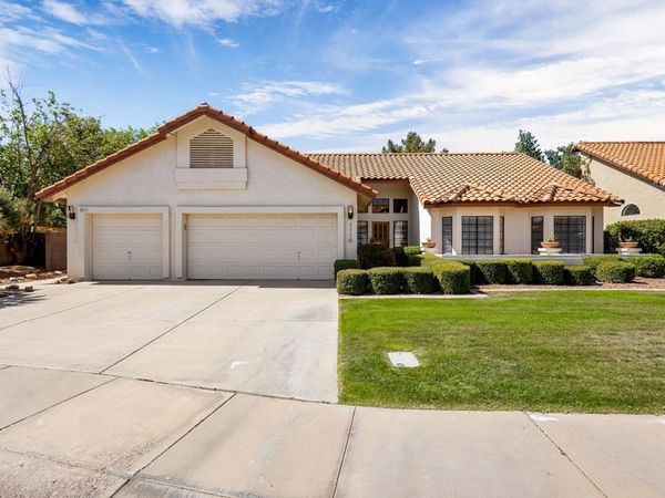1110 N Gull Haven Court, Gilbert, AZ 85234