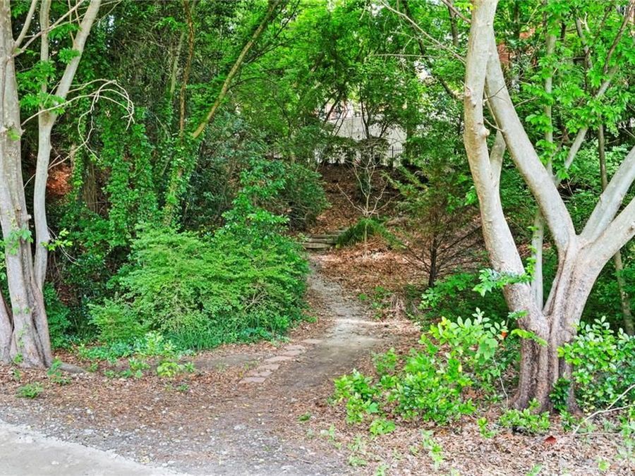 Property Image 76