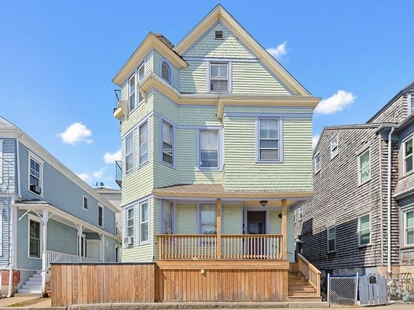 393 Pleasant Street, New Bedford, MA 02740