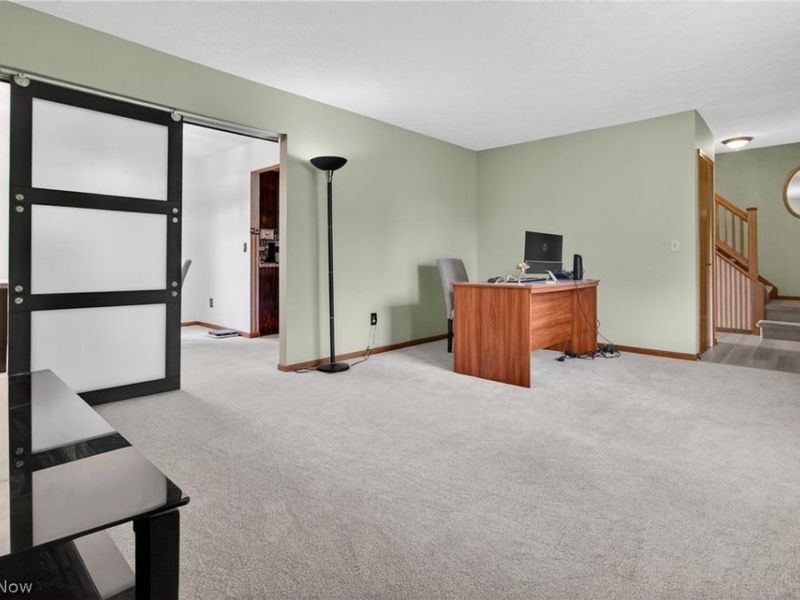 438 Hampton Drive , Elyria, OH 44035 Photo 12