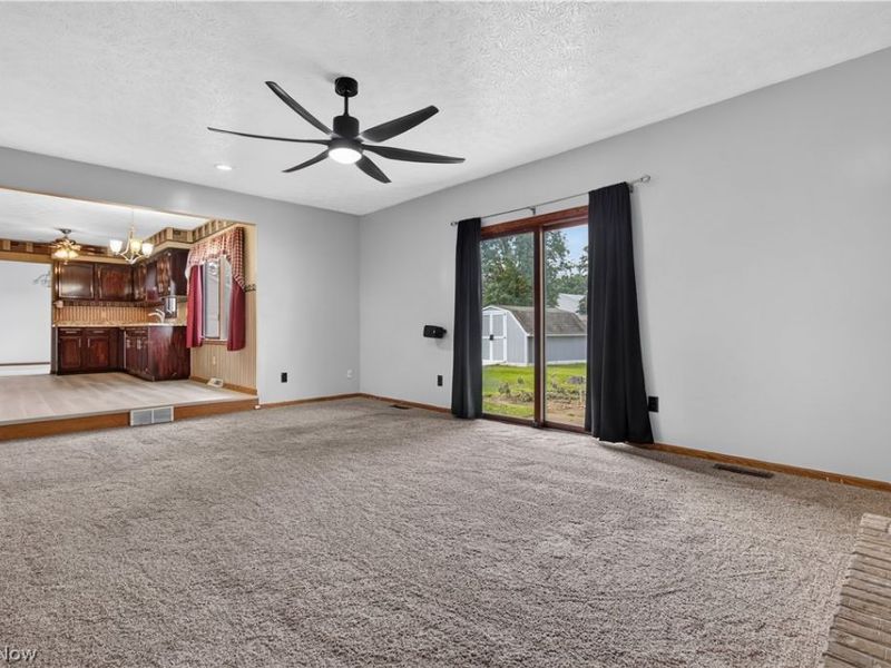 438 Hampton Drive, Elyria, OH 44035 Photo 24