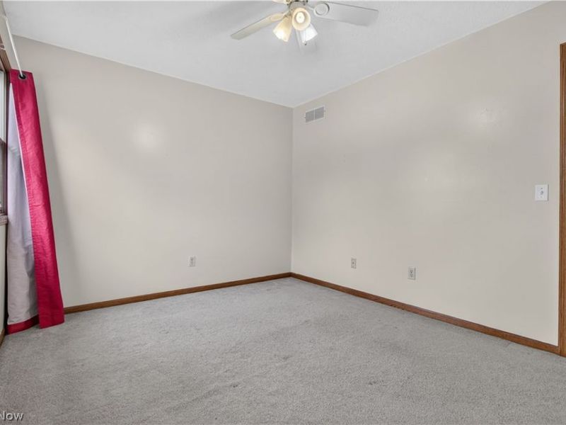 438 Hampton Drive, Elyria, OH 44035 Photo 29