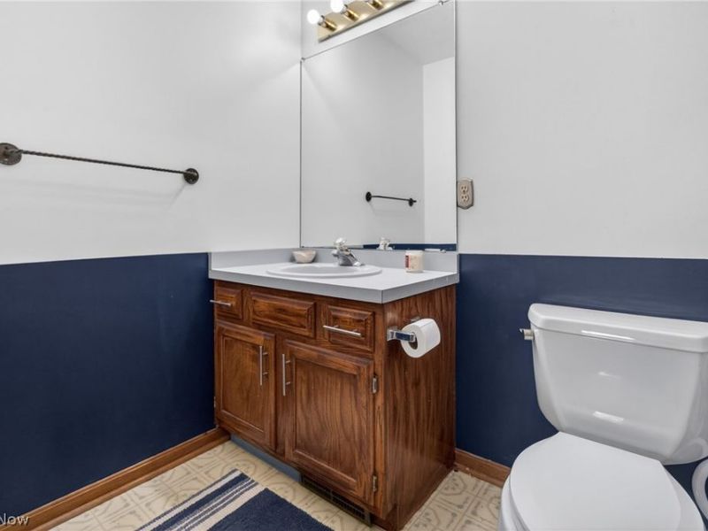 438 Hampton Drive, Elyria, OH 44035 Photo 29