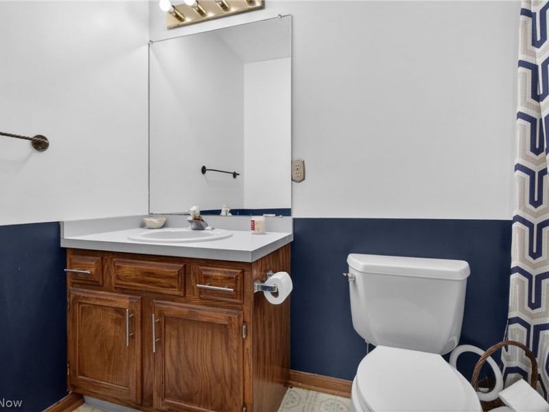 438 Hampton Drive , Elyria, OH 44035 Photo 30